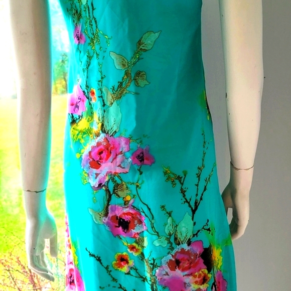Suzy Shier Dresses & Skirts - NEW! Suzy Sheer Petite Floral Dress Size XS